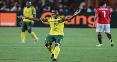 احتسبها محمد عادل.. تاو يهدر ركلة جزاء بغرابة خلال لقاء جنوب أفريقيا ومالي بالكان (فيديو)